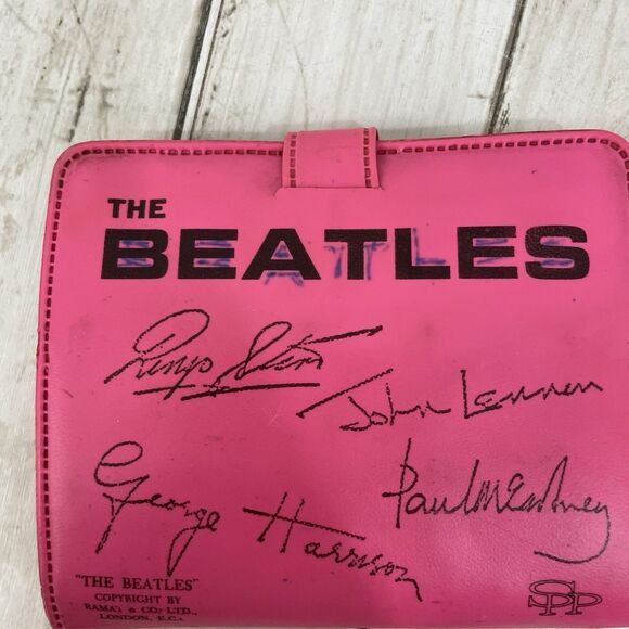 Beatles VINTAGE HOT PINK & RED BEATLES WALLET W/ Pictures & Bonus Cards - Picture 5 of 16